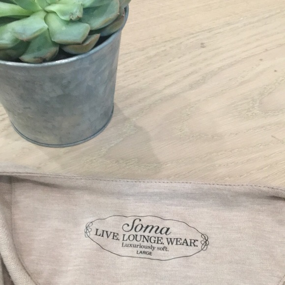 HP 🎉 Luxuriously Soft Cardigan with Lace Design - Picture 5 of 6